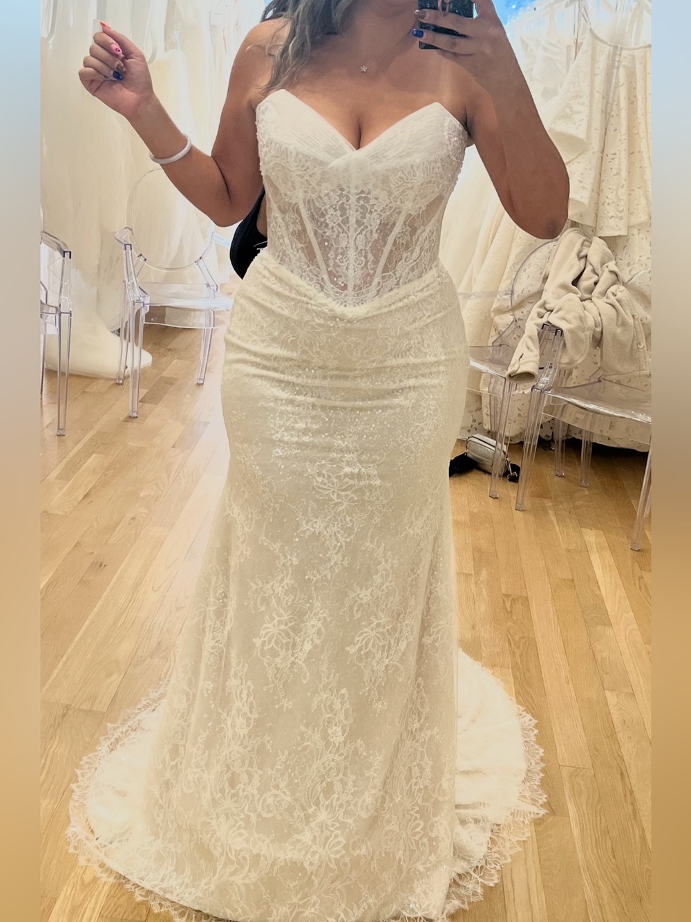Strapless White Lace Mermaid Wedding Dress